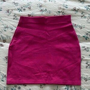 Aritzia Pink Women's Skirt mini